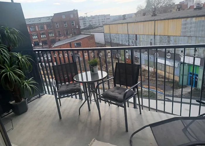 One-Room Apartment Nyska Residence Free Garage!!!