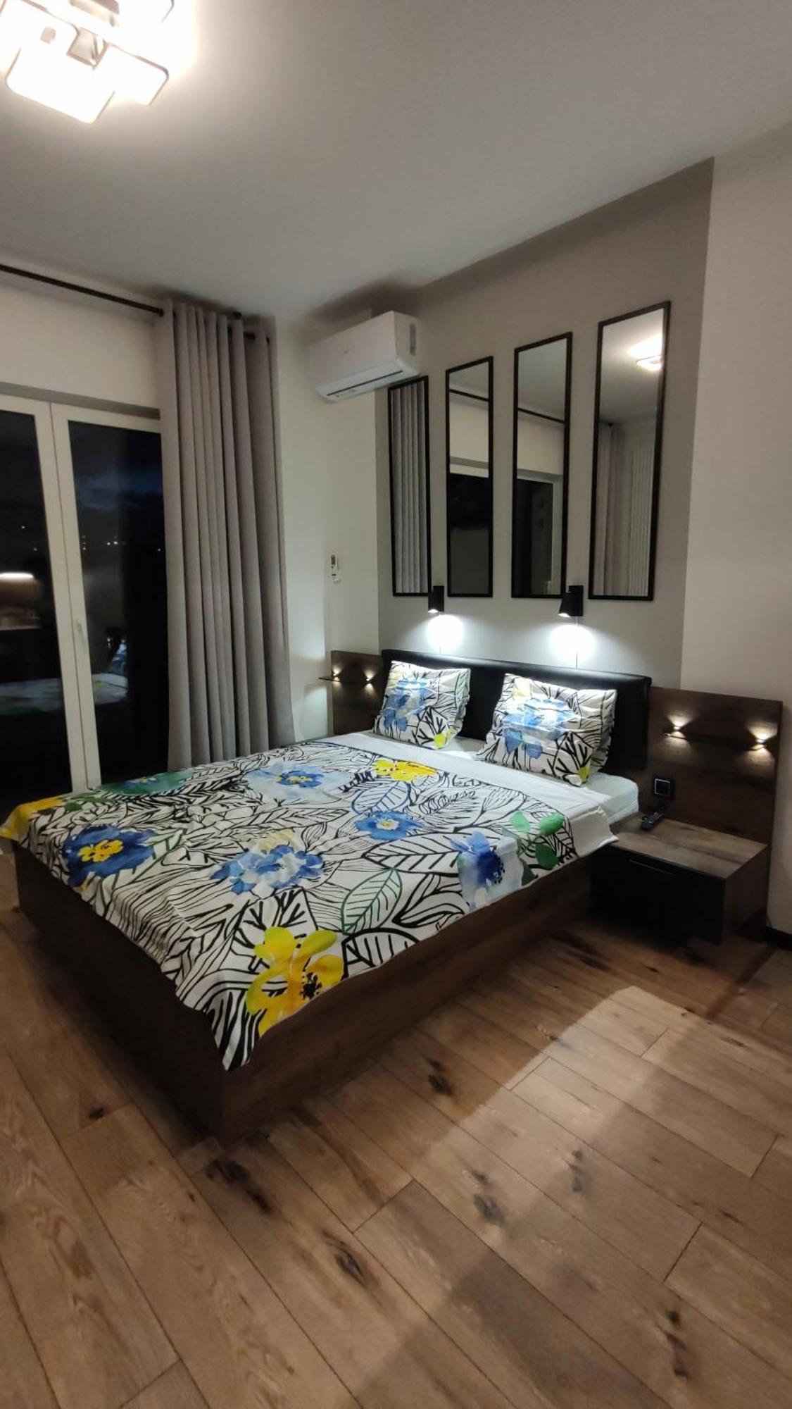 One-room Nyska Free Garage!!! Apartment *