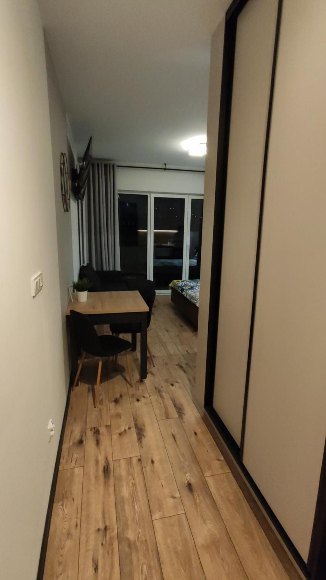One-room Nyska Free Garage!!!